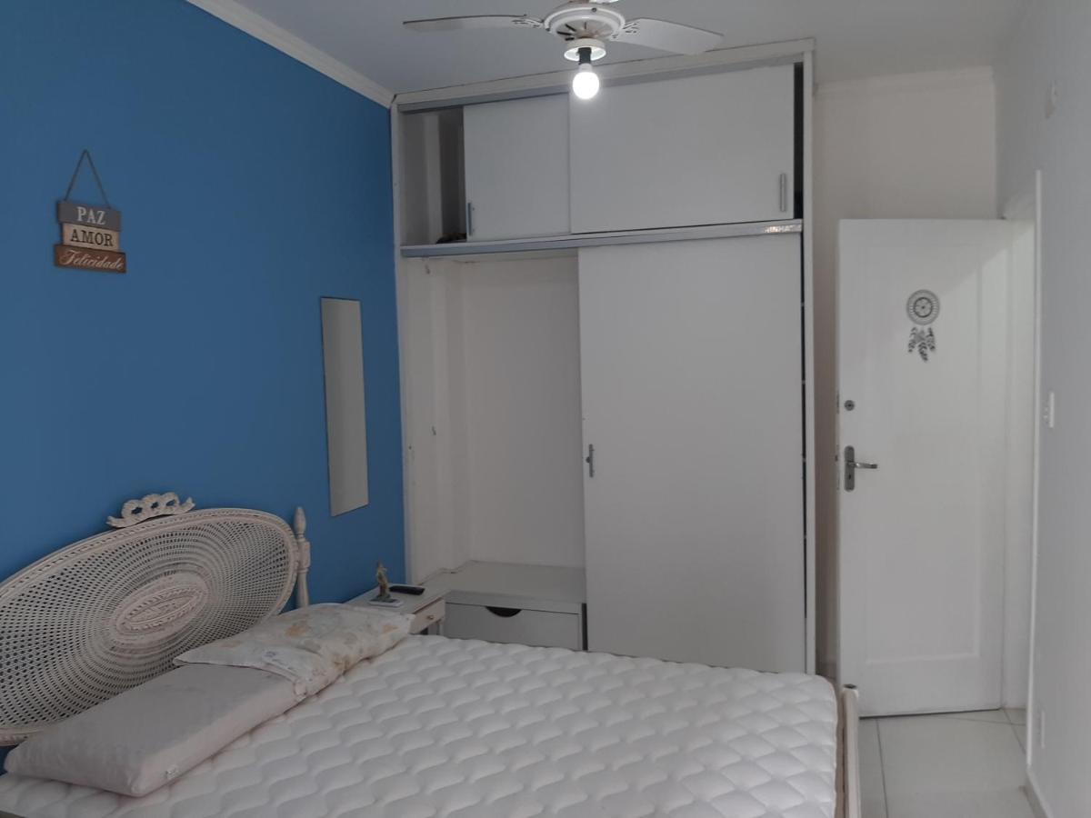 Apartamento Vento E Mar - 2 Quartos Com Sacada Na Quadra Da Praia Do Gonzaga ซันโตส ภายนอก รูปภาพ